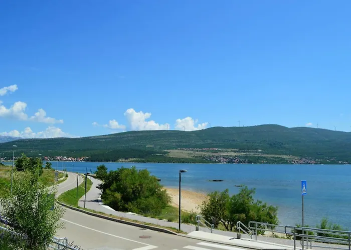 Lucija Apartman Pridraga